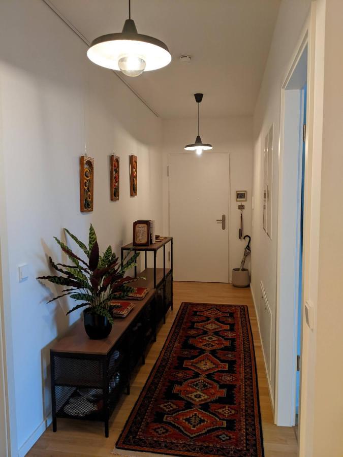 Either Private 2B2B Or Shared 1B1B, Luxury, Bright, Spacious Berlim Exterior foto