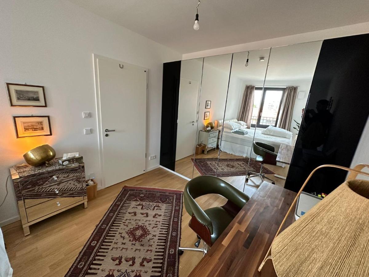 Either Private 2B2B Or Shared 1B1B, Luxury, Bright, Spacious Berlim Exterior foto