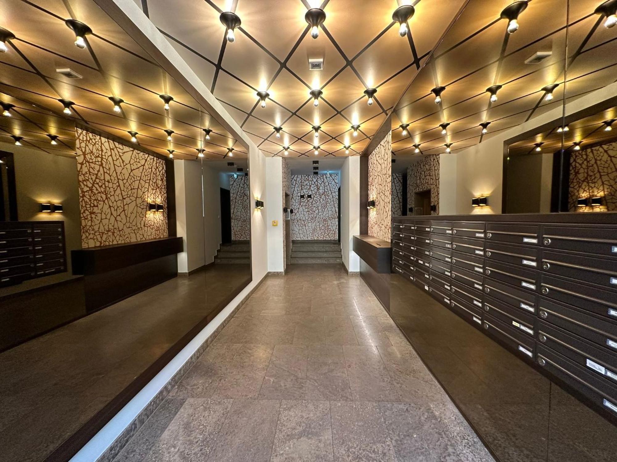 Either Private 2B2B Or Shared 1B1B, Luxury, Bright, Spacious Berlim Exterior foto